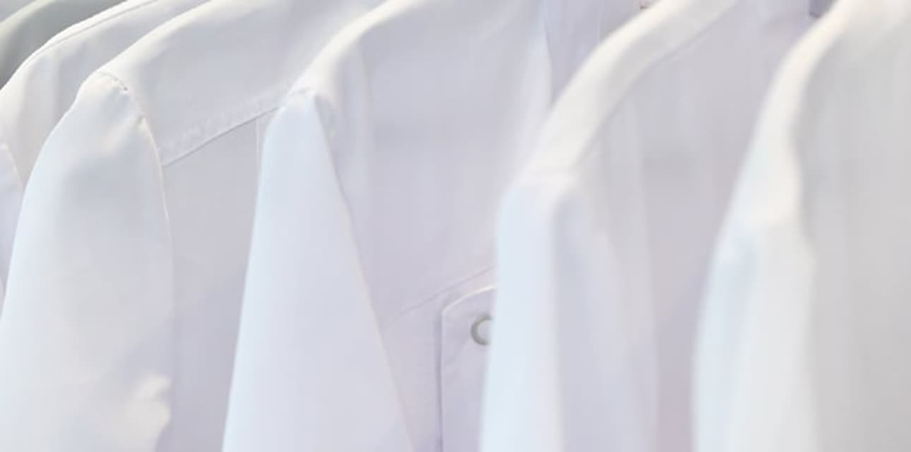 Bilde - tekstiler av grovsortert kvalitet.
