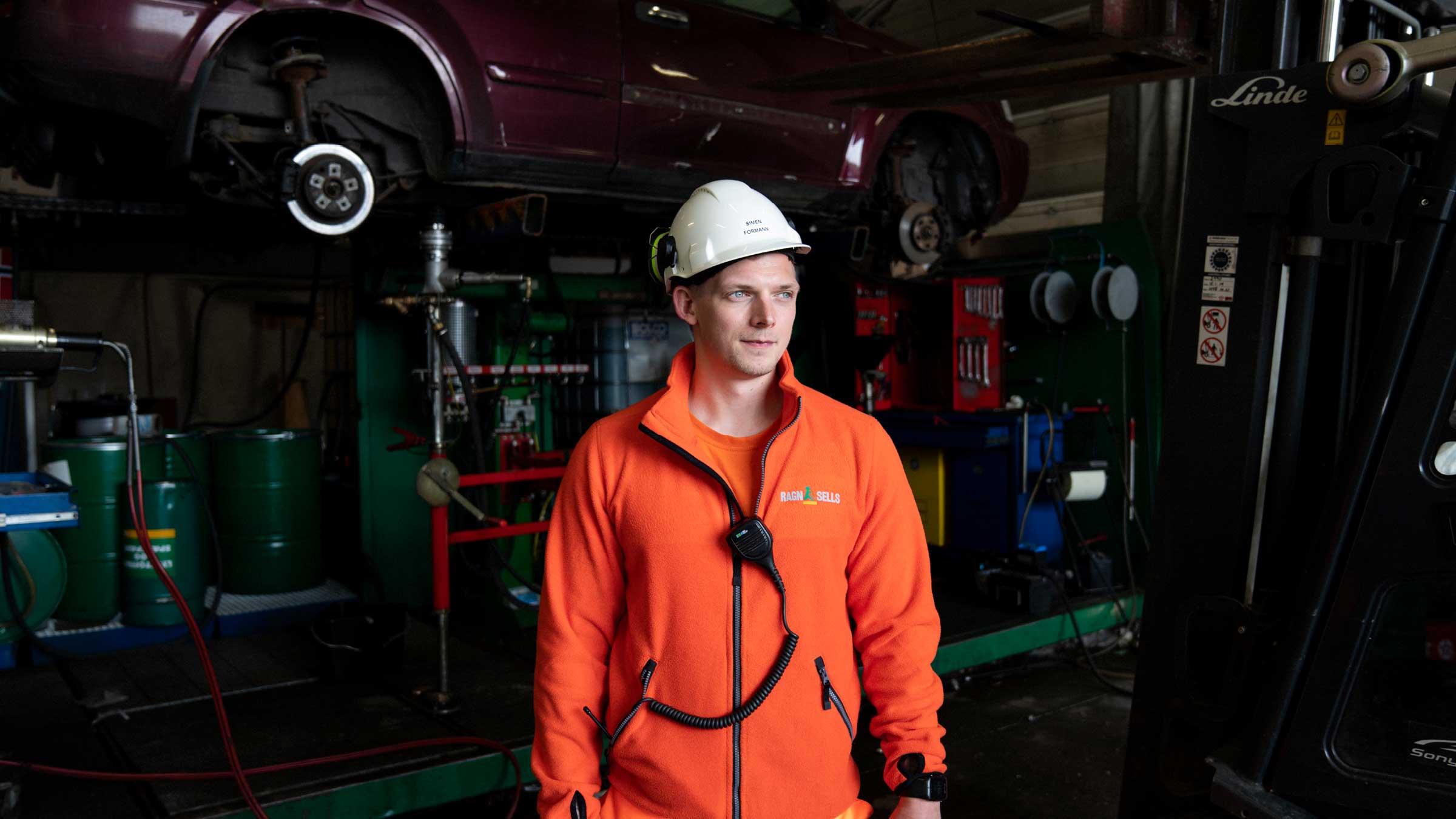 Simen Dokken (24) er lærlingen som ble leder i Ragn-Sells