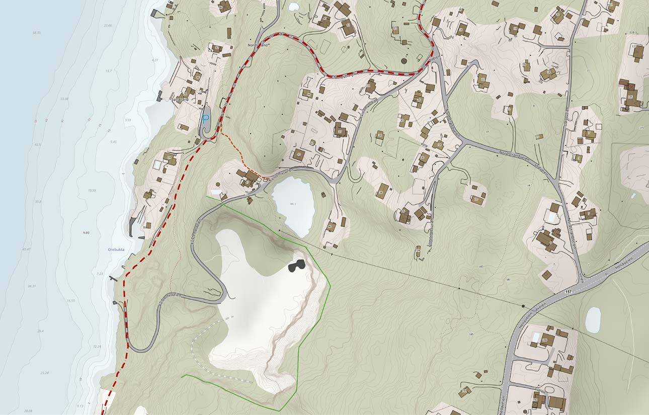 Kart over omr&aring;det rundt Nordstrand Steinbrudd med gjerder, kyststi og alternativ sti markert. (Illustrasjon: Ragn-Sells)